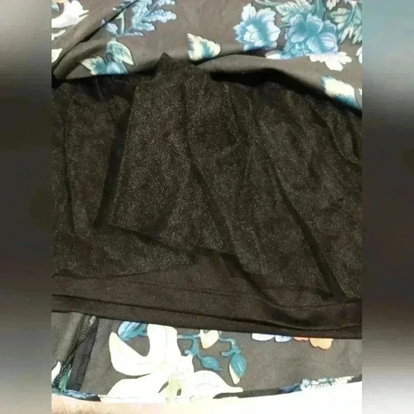 Lorenza Blau Size 28 black with blue orange green white floral pattern lined - Picture 5 of 6